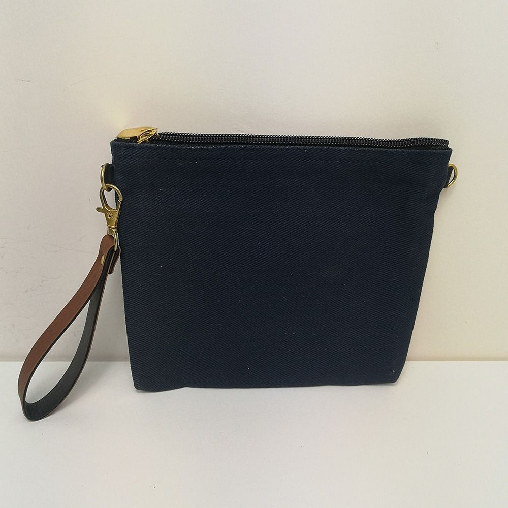 泰國手工 Muuzar Indy 無紡布藍色樹葉圖案小手袋 斜孭袋(限量款)