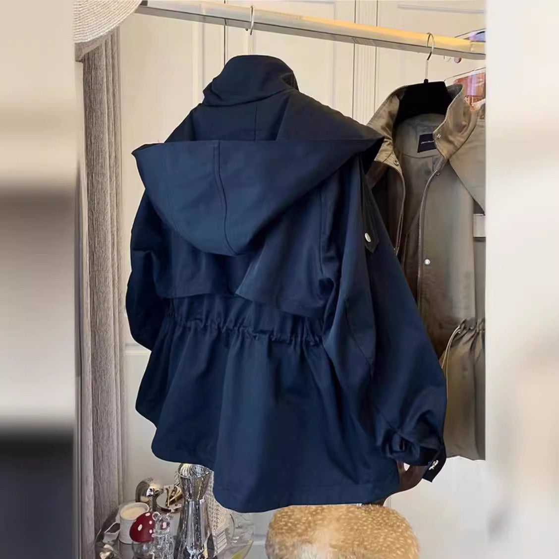 韓國東大門設計感小眾寬鬆休閒抽繩收腰工裝風衣外套女春秋短款