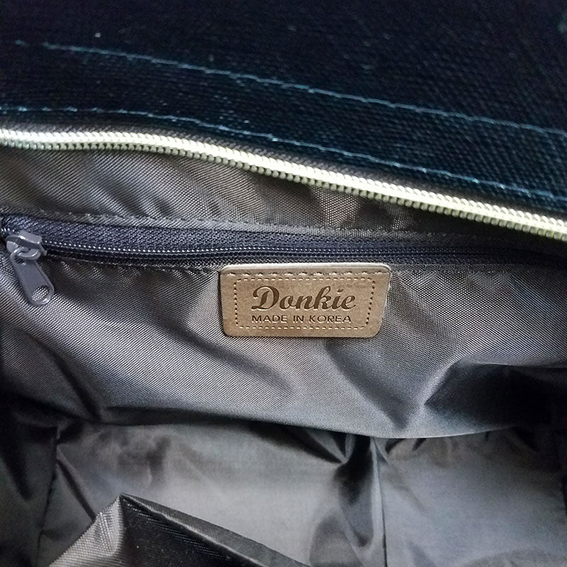 Donkie 中Size女士斜孭單肩包 黑色 x 白色