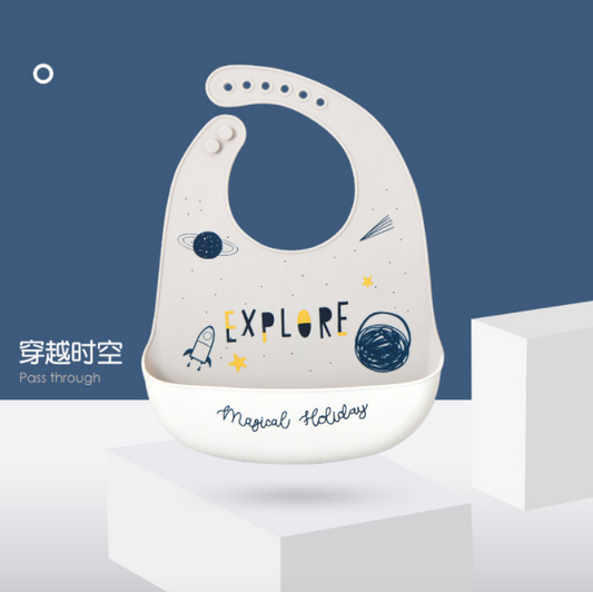 嬰兒矽膠飯圍兜防水口水兜食飯兜免手洗 - 穿越時空